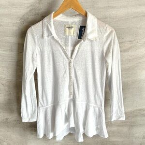 🌸Abercrombie and Fitch White Peplum Shirt S